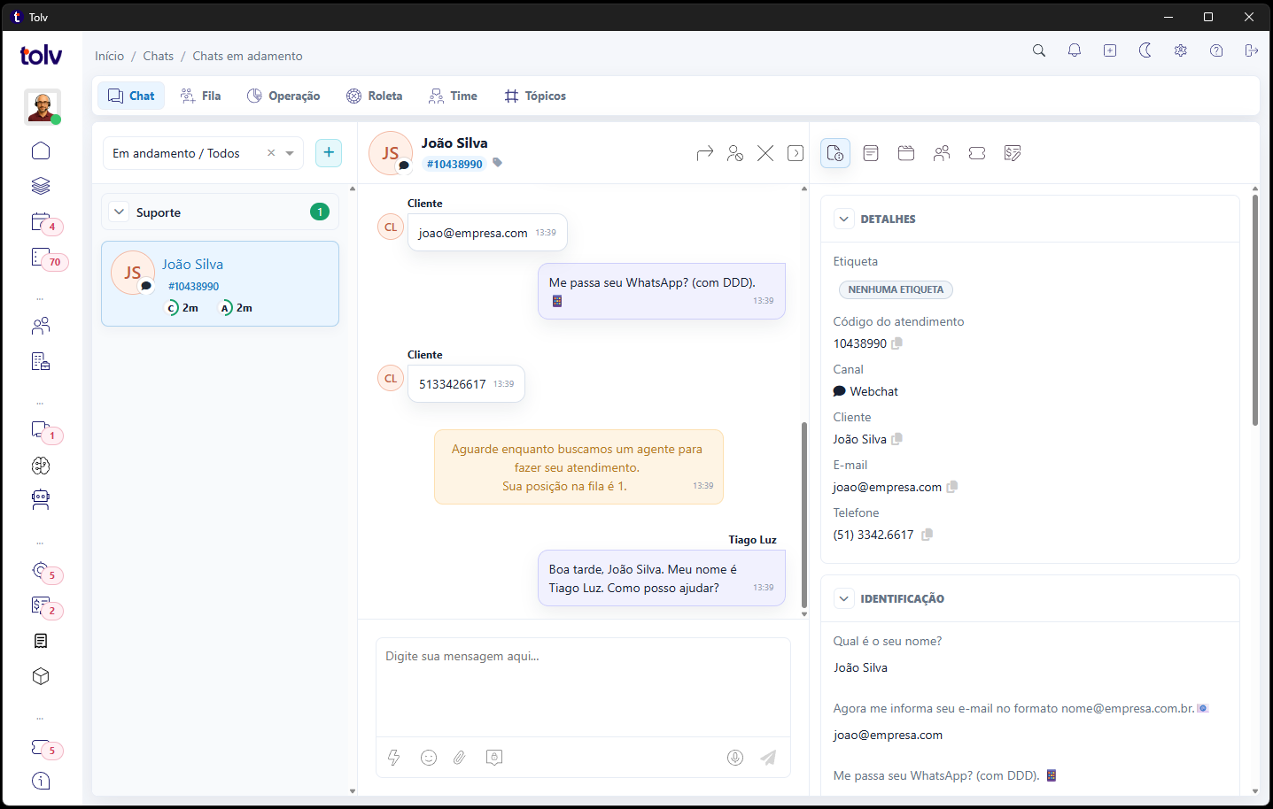 Tolv app for Windows displaying a customer service conversation